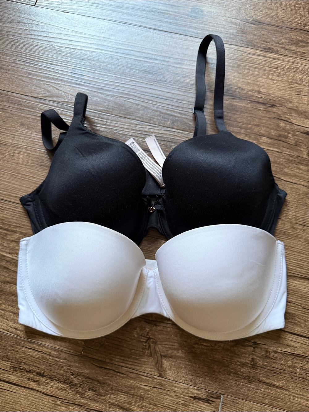Victorias Secret 34D Bra Bundle